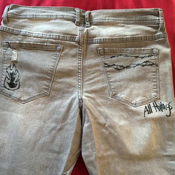 Ninth Hall jeans - Picture 7 of 9